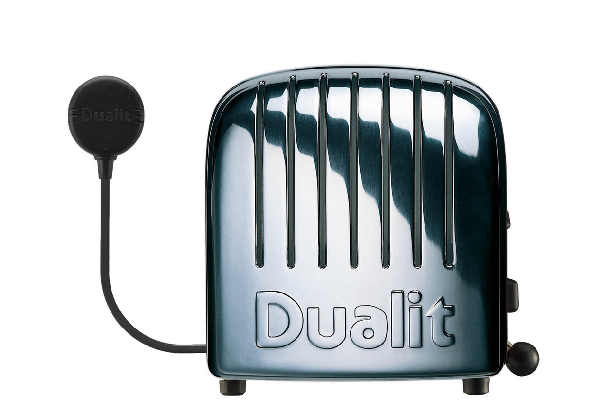 Polierter DUALIT Toaster NEWGEN mit Platz für 6 Brotscheiben, modernes Design und Edelstahl-Optik.