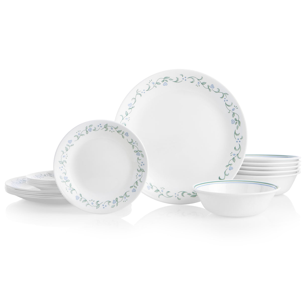 Weiße CORELLE COUNTRY COTTAGE Service mit Teller, Tasse und Schüssel auf weißem Hintergrund, elegantes Geschirrset
