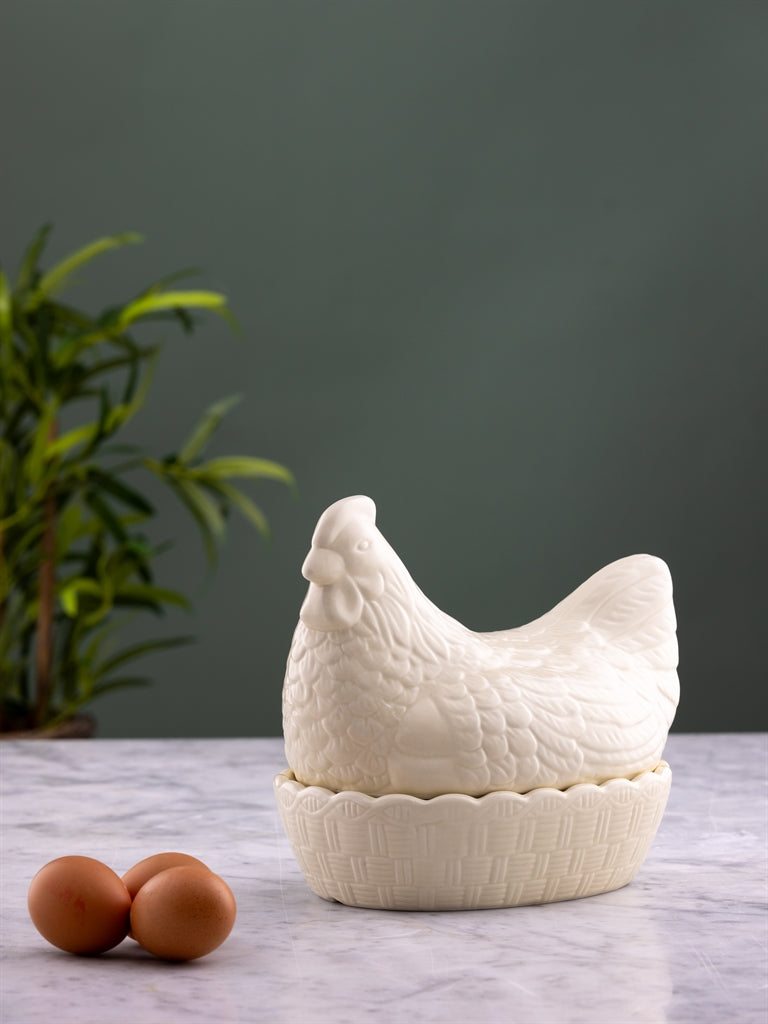 Weiße Keramikhuhn von Mason Cash, detailreiche Keramikdekoration, handgefertigtes Küchenaccessoire, realistisches Tiermotiv