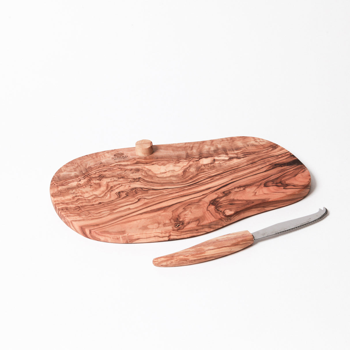 BÉRARD Käsebrett mit Oliven, 35,5 cm aus Holz, dekorativ und praktisch für Käse- und Vorspeisenteller.