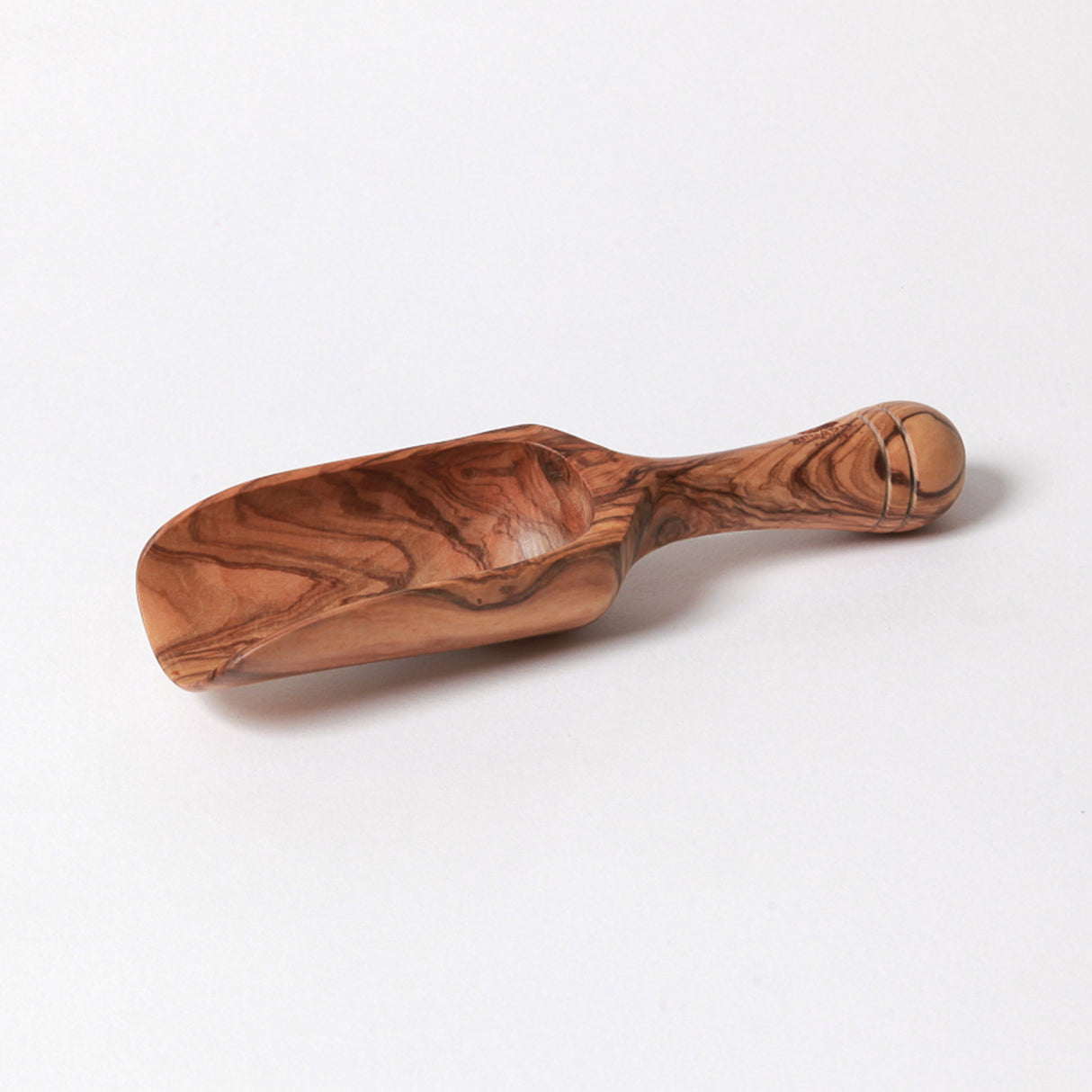 BÉRARD Salzschaufel aus Oliveholz, 18 cm, handgefertigte Salzschaufel für feine Würzungen, stilvolles Küchenaccessoire