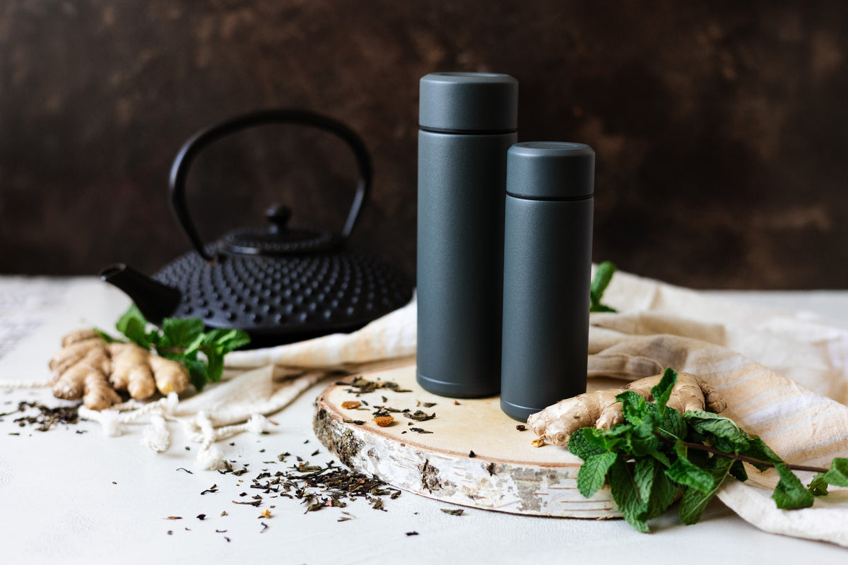 KYOCERA Slim Mug insulated bottle in gray with a sleek, compact design, perfect for keeping beverages hot or cold on the go.