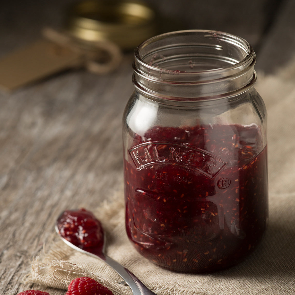 KILNER Einkochglas mit Schraubverschluss, klares Glas für Haltbarmachung und Lagerung, seitliche Ansicht