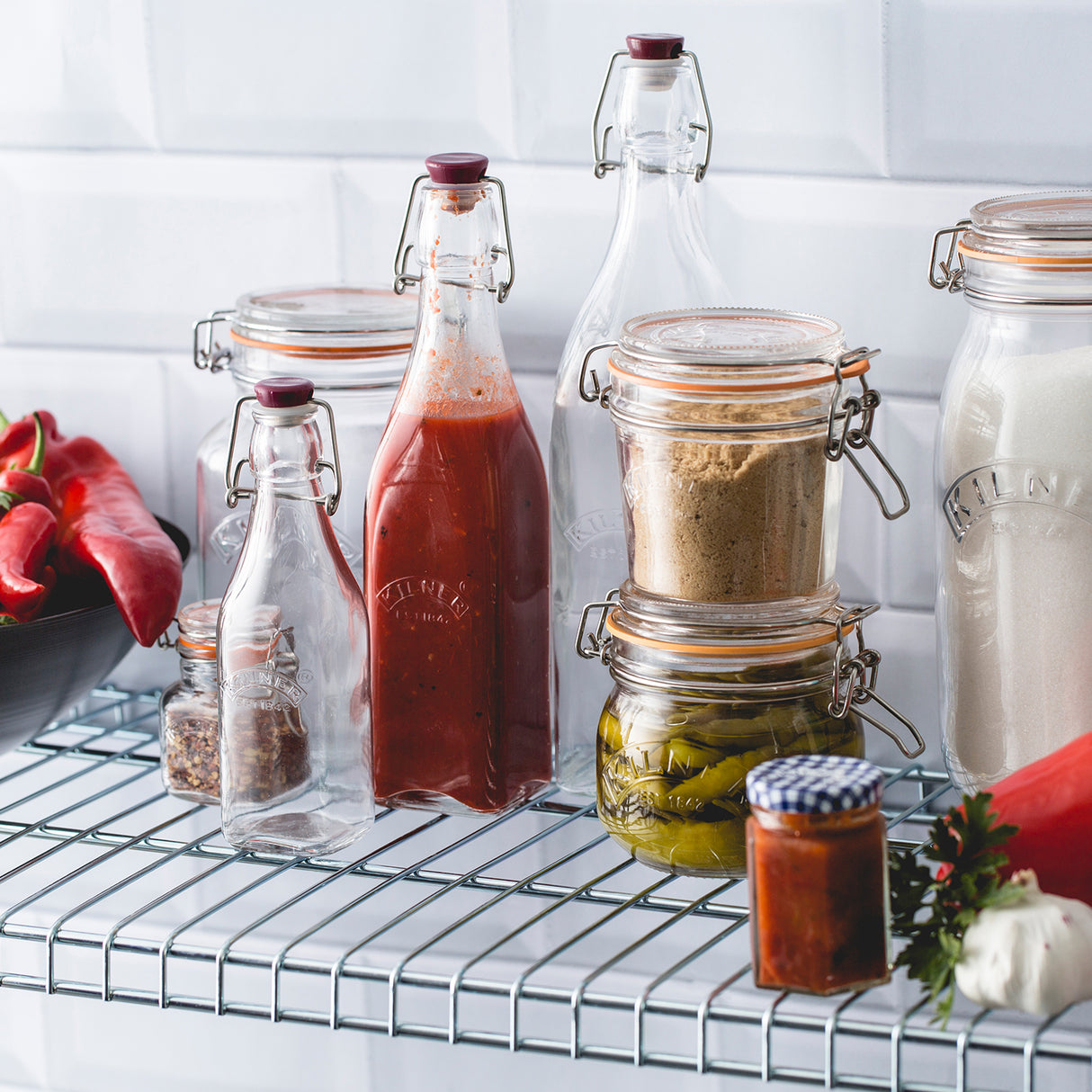 KILNER Einkochflasche CLIP SQUARE, klare Glasflasche mit Metallverschluss, ideal zum Einmachen und Aufbewahren von Lebensmitteln