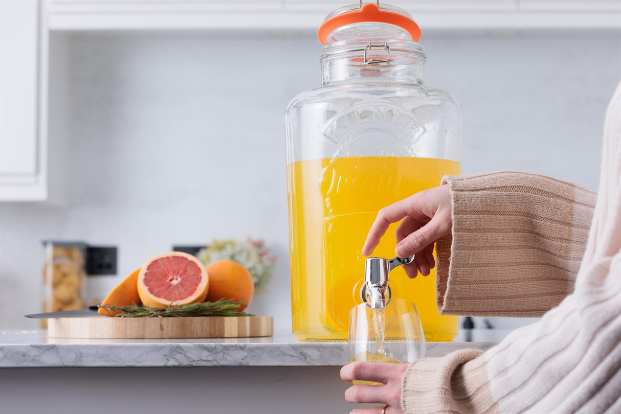 KILNER Getränkespender ROUND aus klarem Glas mit 8-Liter-Fassungsvermögen, ideal für Getränke bei Partys oder Veranstaltungen