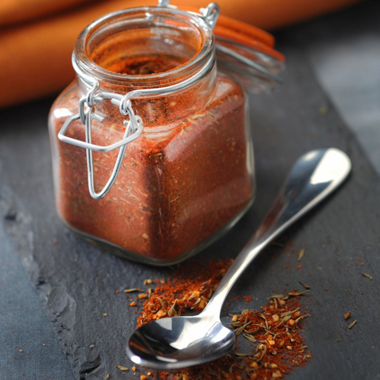 KILNER Gewürzgläser, klar, 6 Stück mit 70 ml Fassungsvermögen, ideal für Gewürze und Kräuter in der Küche