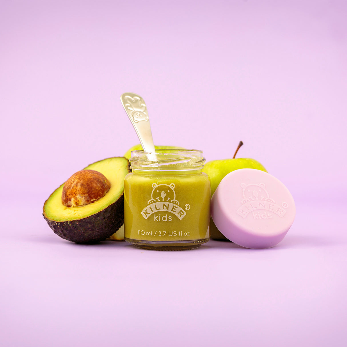Bunte KILNER Babygläser in klarer Ausführung, ideal für die Aufbewahrung von Babynahrung, mit bunten Deckeln und Etiketten.