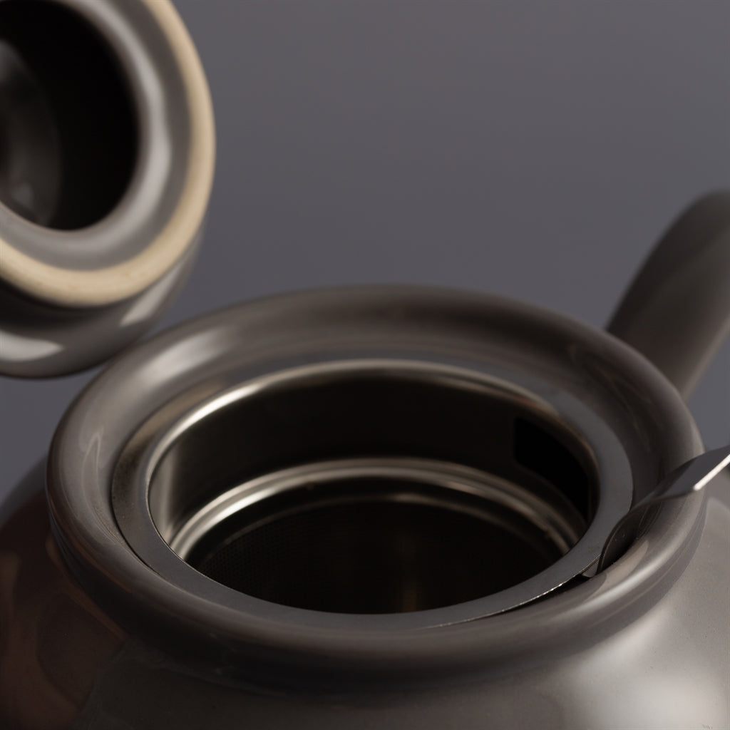 Anthrazitfarbene Teekanne von PRICE & KENSINGTON aus Keramik, mit elegantem Design und klassischem Henkel.