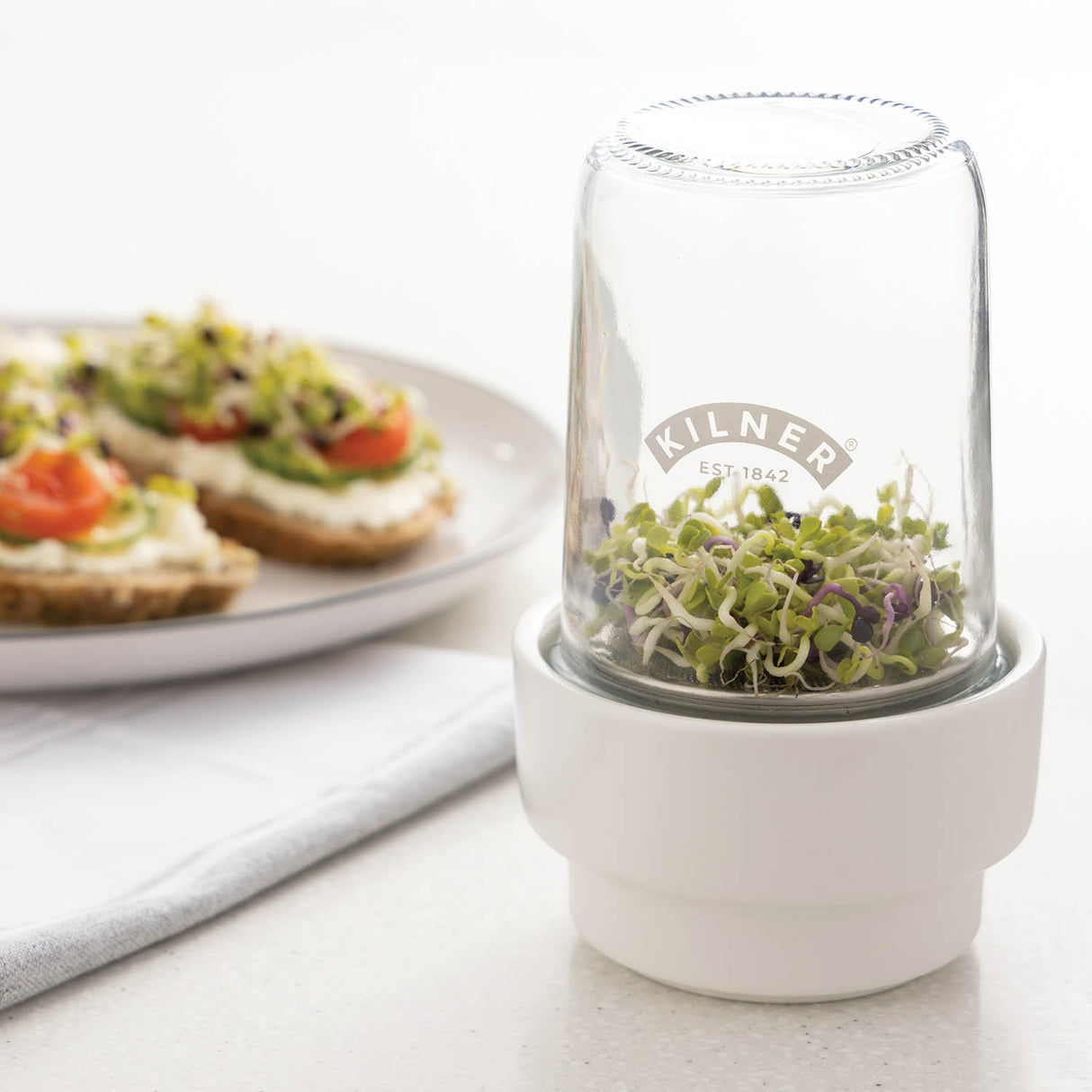 KILNER Kräuter-Frischeglas, 500 ml, transparentes Glasbehältnis mit Schraubverschluss für frische Kräuter und Kräuteraufbewahrung