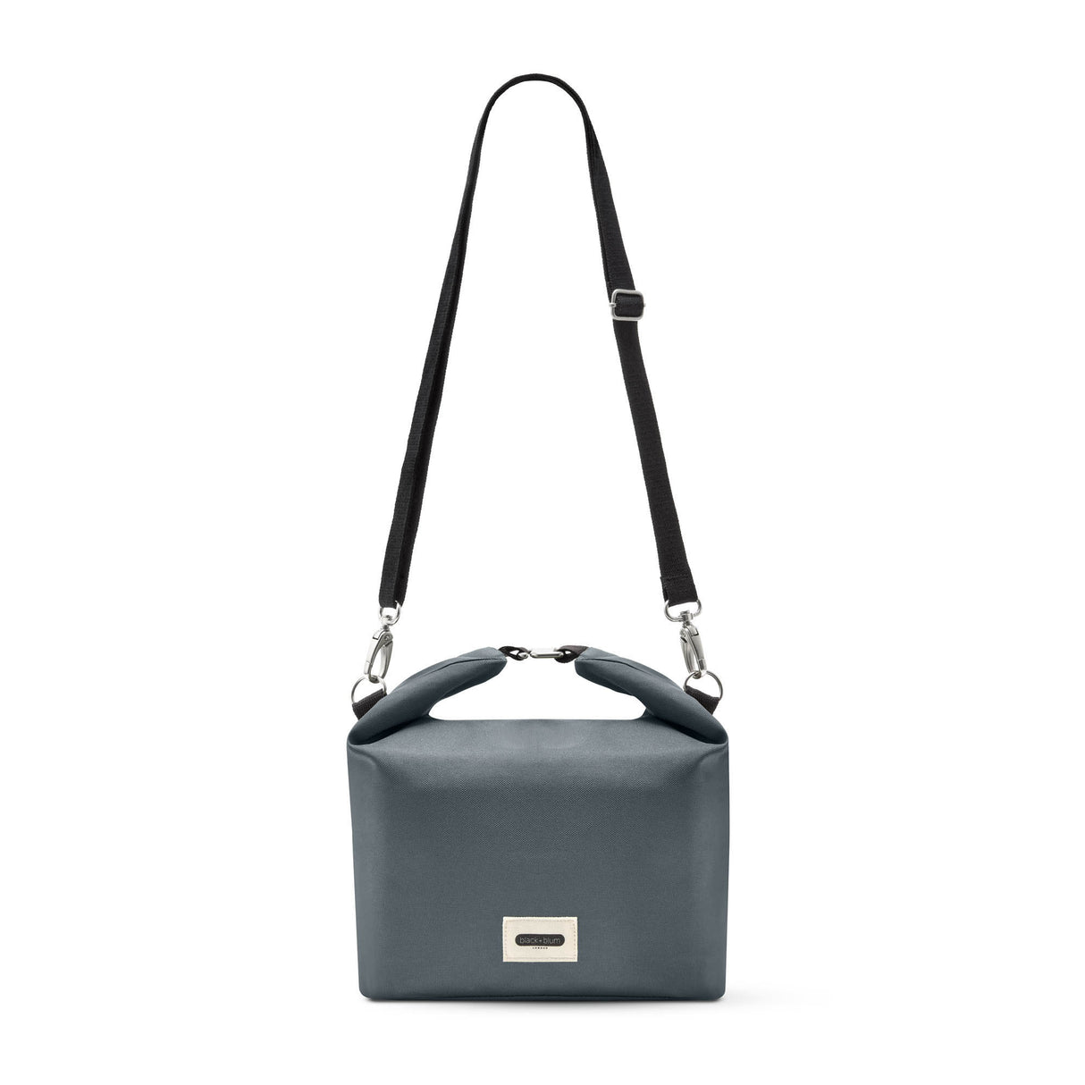 Isolierte BLACK+BLUM Lunchbag mit 10 Litern Fassungsvermögen, ideal für Mittagessen und unterwegs.