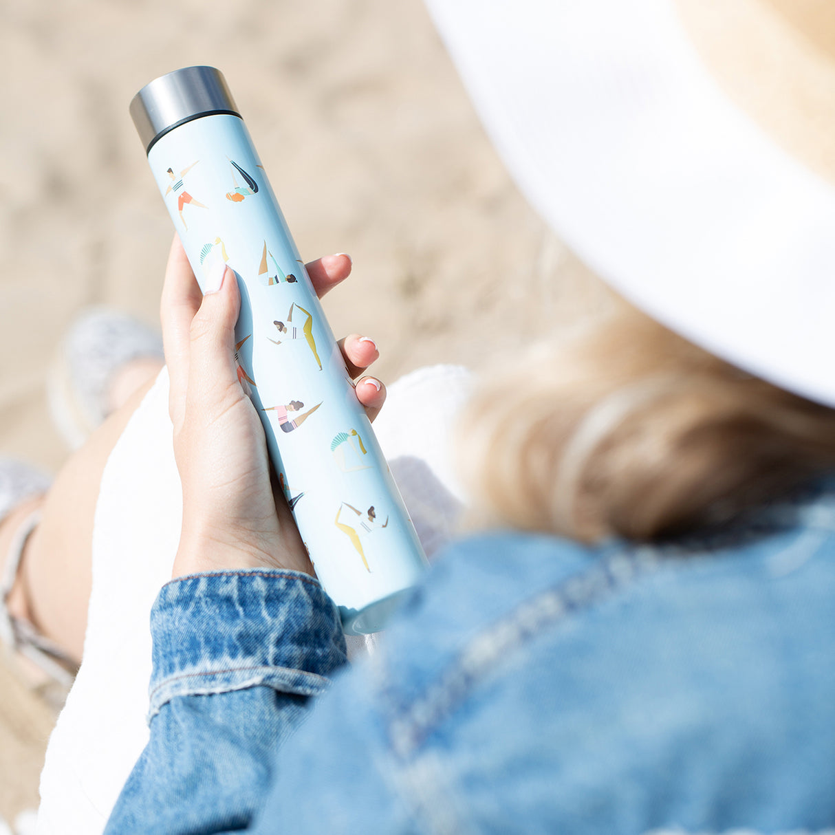 Trinkflasche PURE Slimline von Typhoon, 350 ml in zwei Farben, aus durchsichtigem Kunststoff mit Schraubverschluss