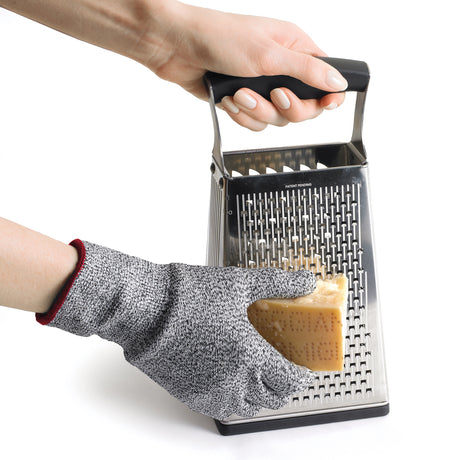 Schnittfester Handschuh von CUISIPRO in Grau, für sichere Handhabung beim Schneiden und Arbeiten in der Küche.