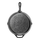 Schwarze Lodge Gusseiserne Pfanne Classic mit langer Grifffläche, ideal zum Braten und Kochen in der Küche.