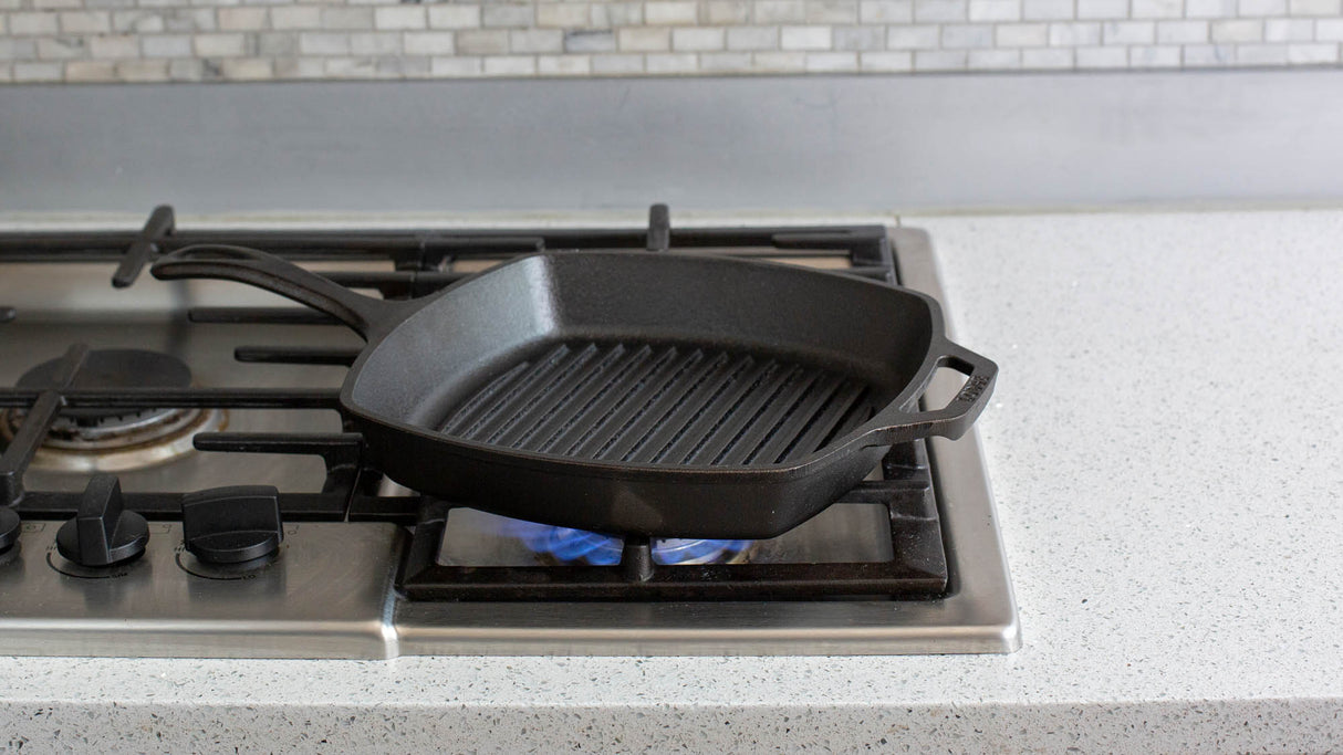 Schwarze Lodge Grillpfanne, quadratisch, Classic-Serie, mit Griff, Durchmesser 26 cm, für Grillgerichte und Braten