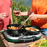 Gusseiserner runder Kombi-Kochtopf von LODGE in schwarzer Oberfläche, ideal für vielseitiges Kochen und Braten