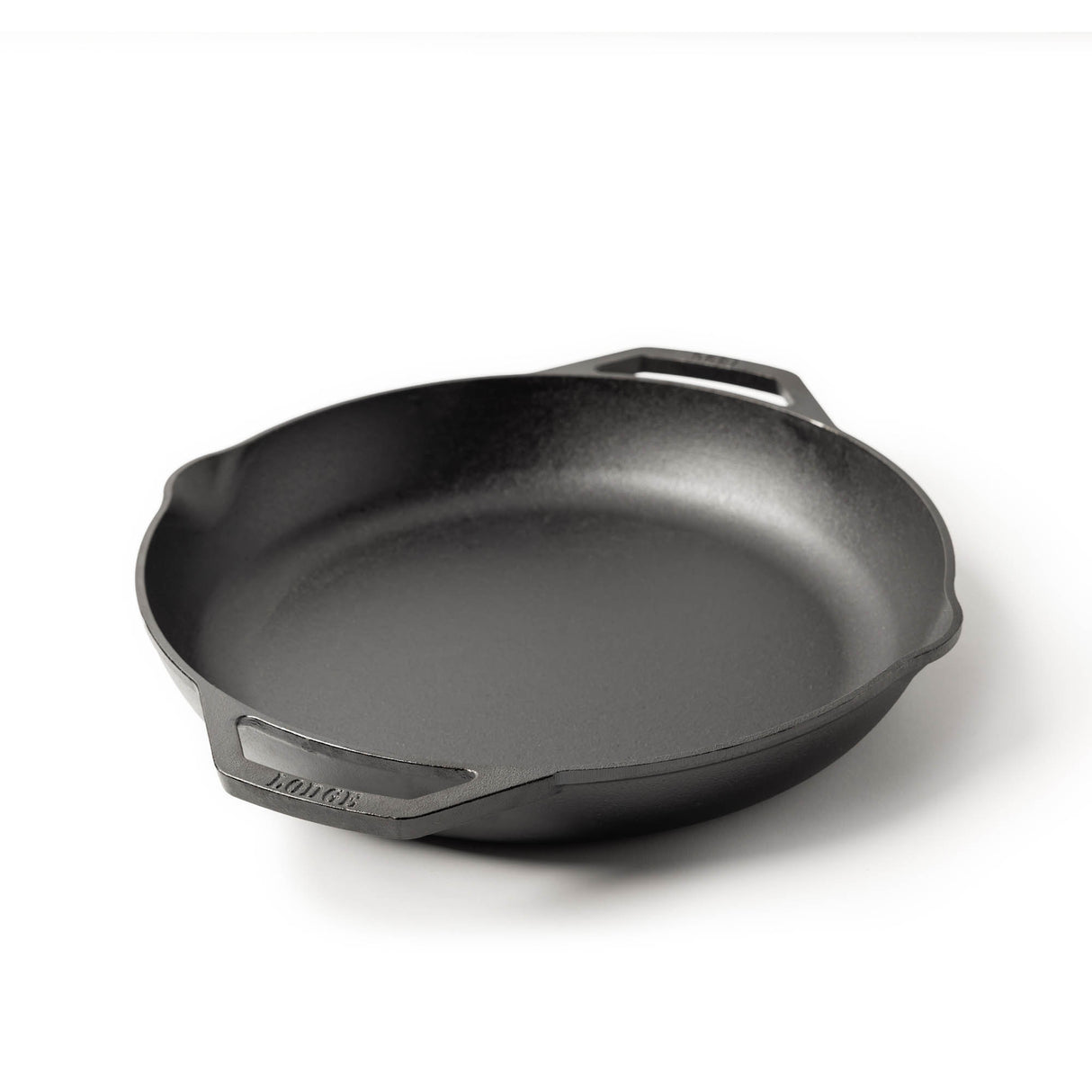 Lodge gusseiserne Pfanne mit Doppelgriff und schwarzem Finish, ideal für Braten und Kochen auf dem Herd