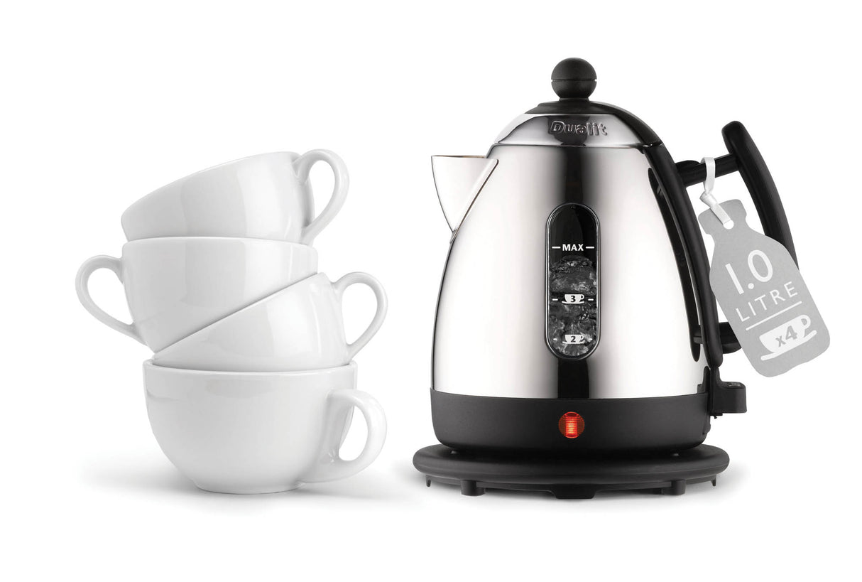 Schwarzer DUALIT Wasserkocher Mini LITE mit 1-Liter-Kapazität, elegante Tasse und Bedienfeld, kompakte Küchenhilfe.