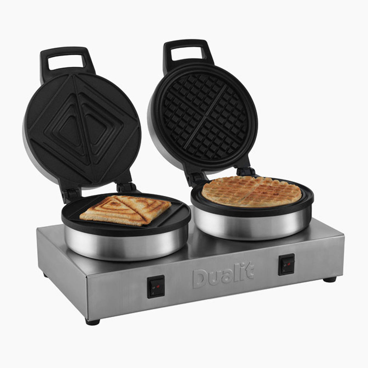 Dualit Kontakt-Toast- und Waffeleisen, poliert, ideal für Catering, zeigt das elegante, gebürstete Edelstahlgerät in Betrieb.