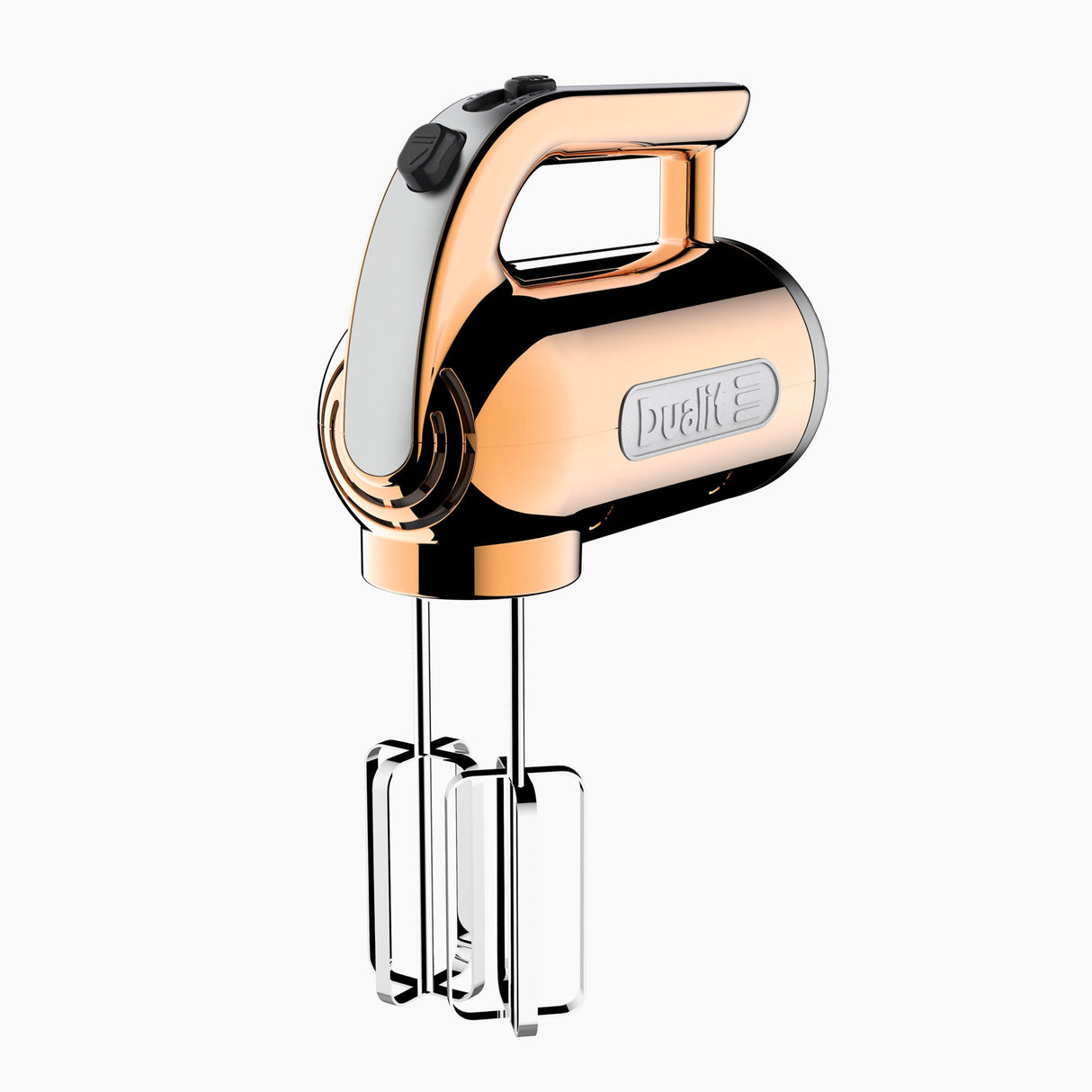 DUALIT Handmixer Classic in Kupfer, mit Edelstahlaufsätzen, liegend auf einer Küchenarbeitsfläche.