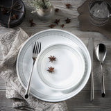 CORELLE Service in Mystic Gray mit weißen Tellern und Schalen, stilvolles Geschirrset für den täglichen Gebrauch