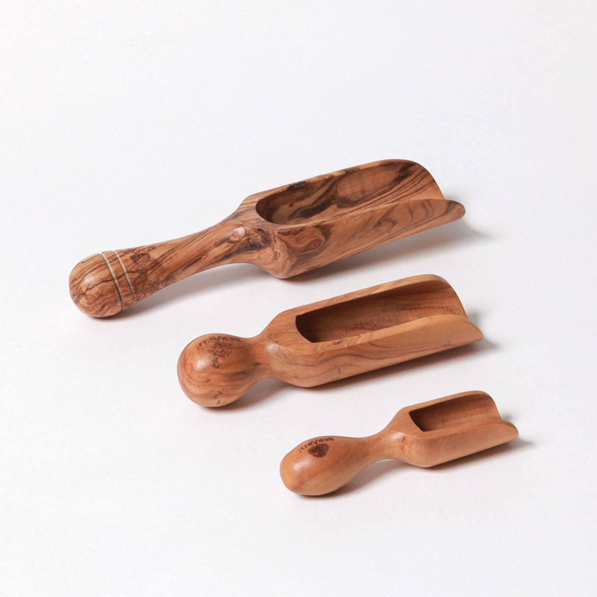 BÉRARD Salzschaufel aus Oliveholz, 18 cm, handgefertigte Küchenhelfer für Salz- und Gewürzschütten.