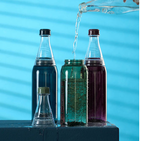 ProFino Trinkflasche SPARKLE aus Kunststoff, 600 ml, mit buntem Design und Schraubverschluss.