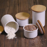 Weiße HONEYWARE Vorratsdose mit Holzdeckel, 420 ml, stilvolle Aufbewahrungsdose für Lebensmittel oder Gewürze.
