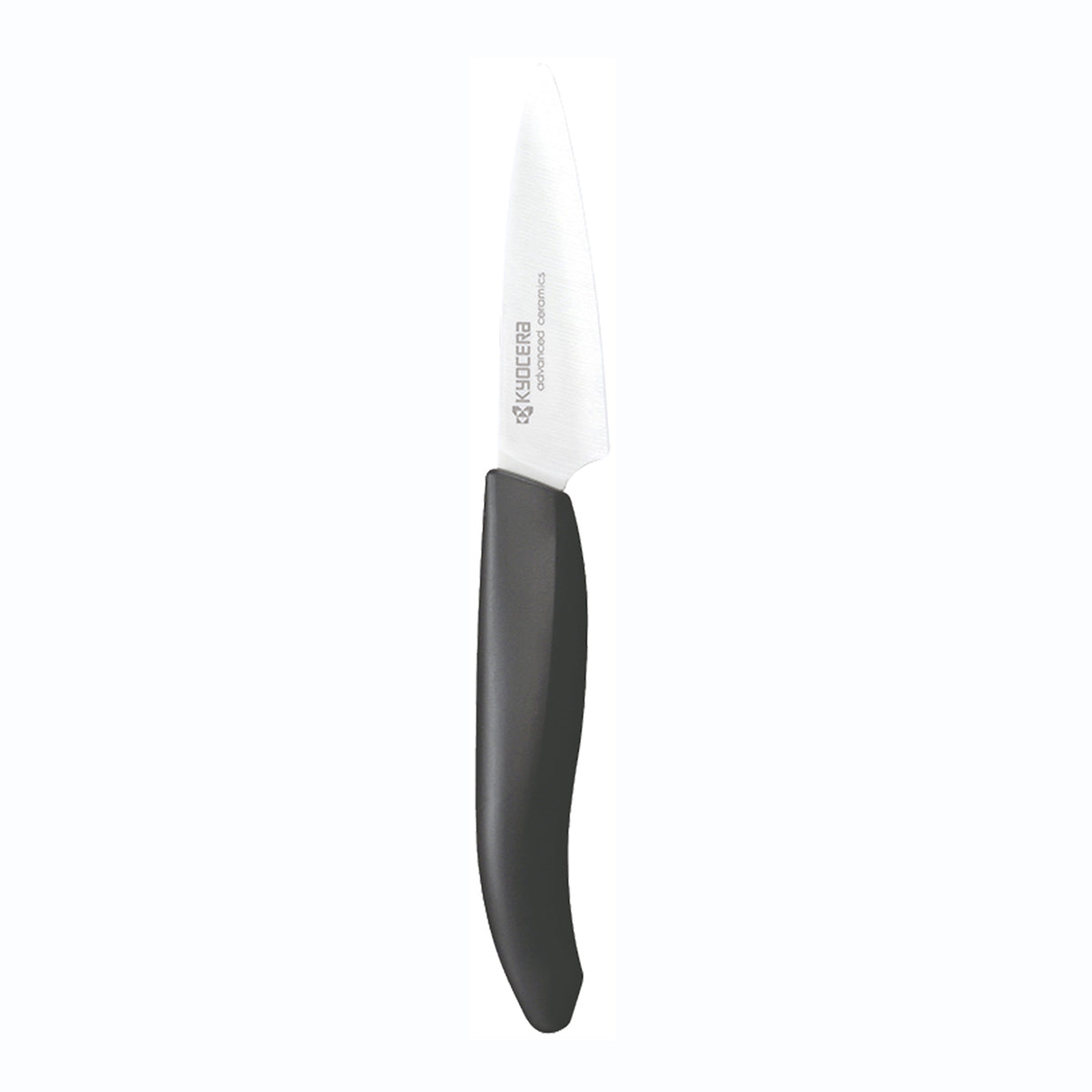 Schwarzes KYOCERA Keramikmesser GEN NATURE mit schmaler Klinge, perfekt zum Schneiden von Obst und Gemüse.