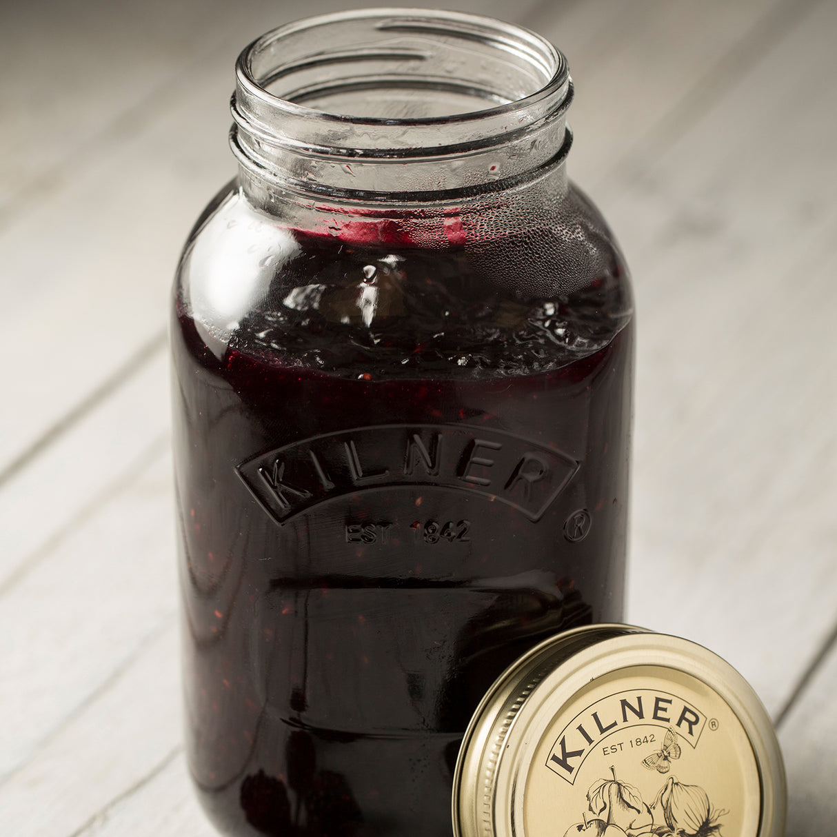 KILNER Einkochglas, Schraubverschluss, klar, 1 Liter, Glasbehälter zum Einkochen und Aufbewahren, Nahaufnahme