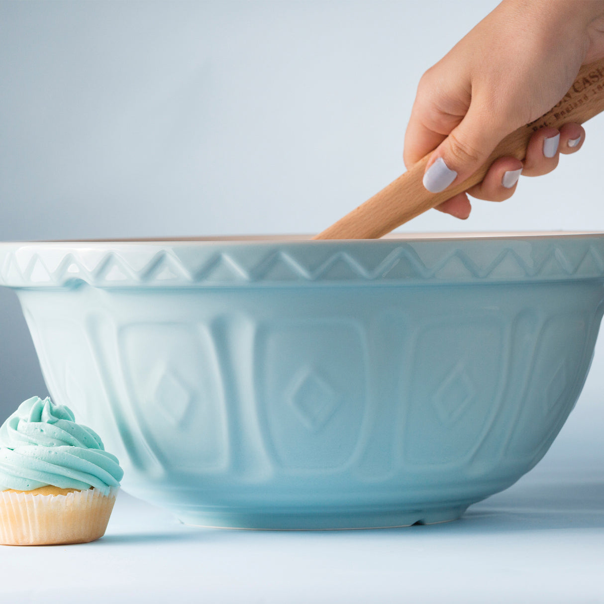 Blaue MASON CASH Rührschüssel aus Keramik für Backen und Kochen, stabile Küchen- und Mischschüssel