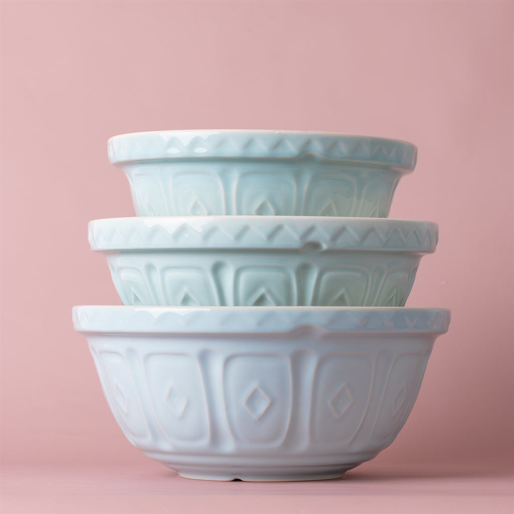 Blaue MASON CASH Rührschüssel aus Keramik zum Backen und Kochen, stilvoll und langlebig.