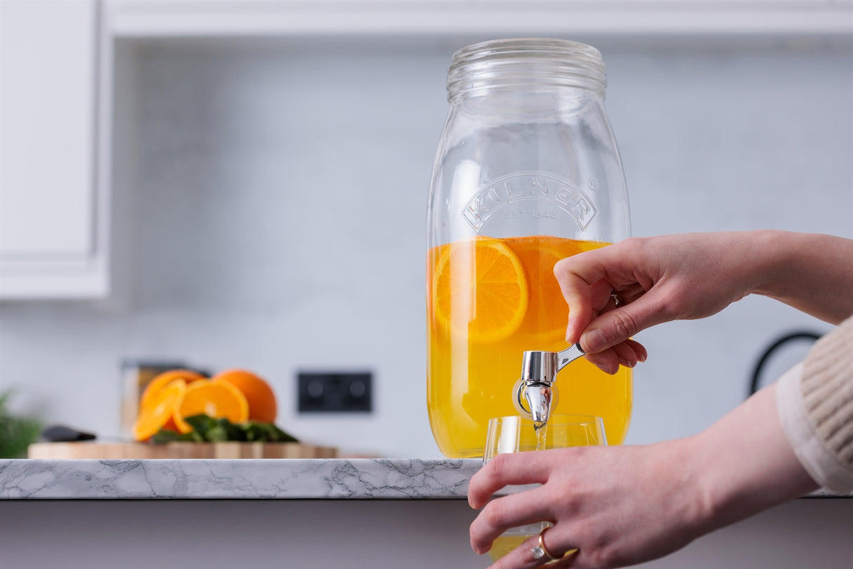 KILNER Getränkespender aus Einmachglas, 3 Liter, mit Schraubverschluss und praktischer Handhabung, ideal für Getränke und Partys