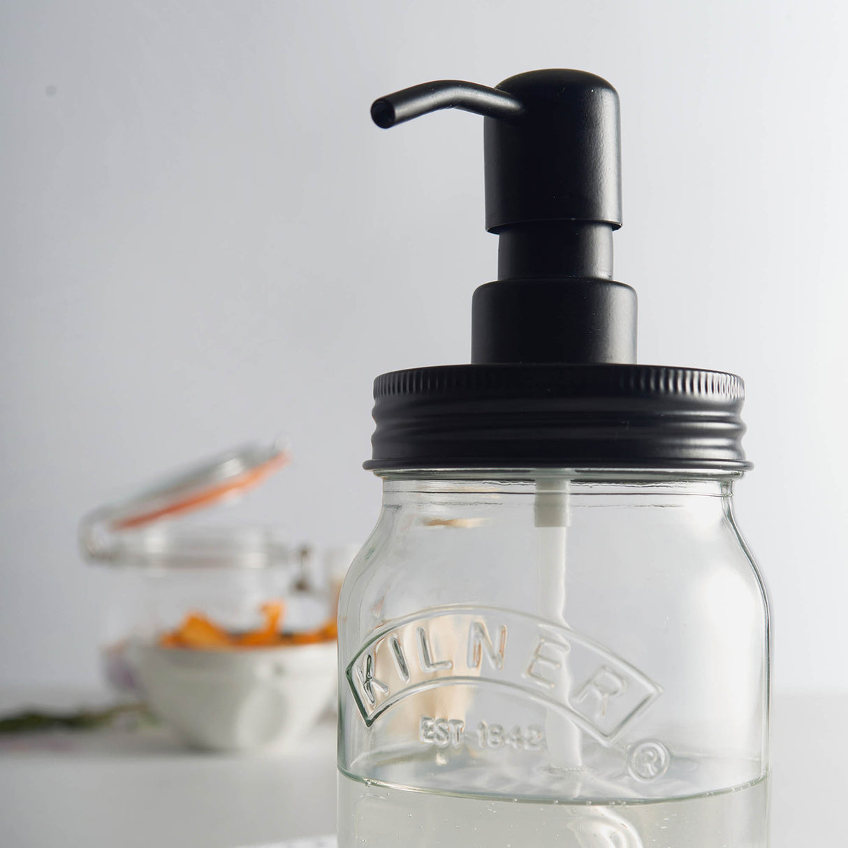 KILNER Seife- und Lotionspender aus Glas, 0,5 Liter mit Silikondichtung, für Badezimmer oder Küche, modernes Design