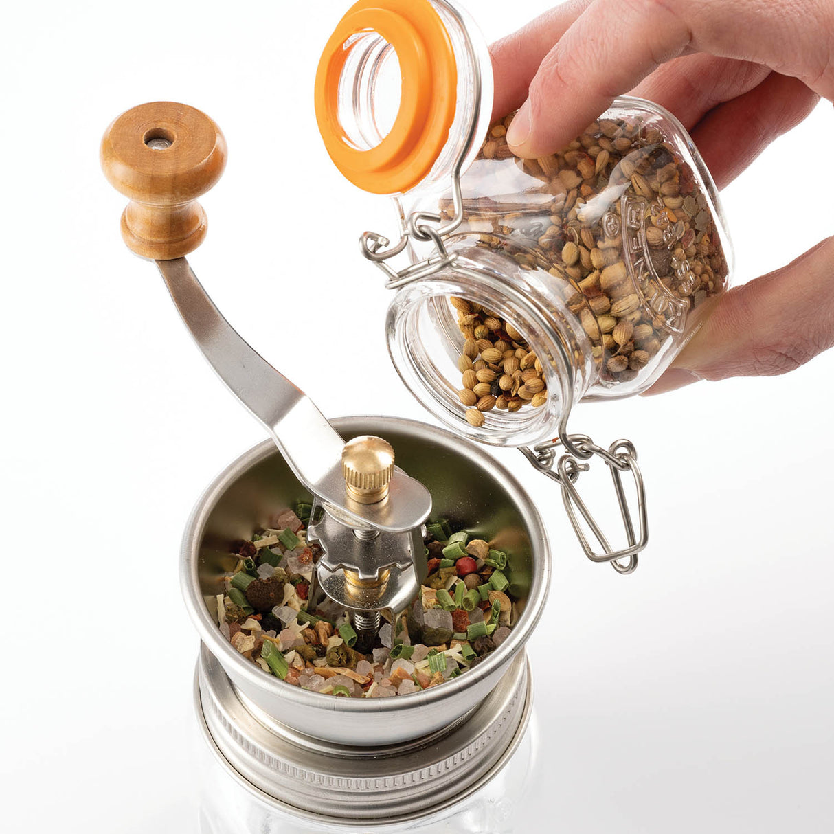 KILNER Gewürzmühle aus Glas mit schwarzem Mahlwerk, 250 ml, klar, ideal für Gewürze und Spices in der Küche