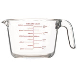 Transparenter Mason Cash Messbecher im klassischen Design, ideal zum Abmessen von Flüssigkeiten in der Küche.