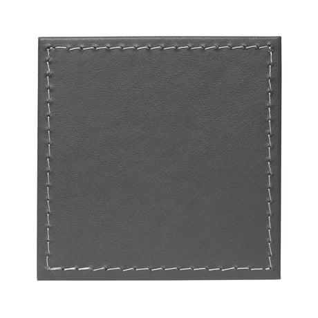 Untersetzer DUO, 4er Set in Flieder und Grau, von Freeform, quadratisch, mit stilvollem Design auf weißem Tisch.