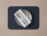FREEFORM FLEXI Tischset, 2er Set aus schützendem Material, mit modernem Design, auf einer eleganten Tafel dekoriert