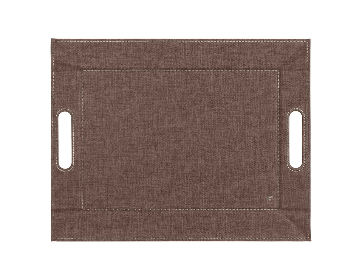 Braunes FREEFORM Wendetablett aus Leder, vielseitig nutzbar, flach liegend mit glatter Oberfläche und praktischer Wendefunktion.