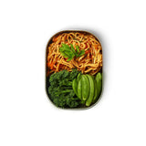 Orangene Edelstahl-Lunchbox von black+blum, 600 ml mit Deckel, ideal für Mittagessen und unterwegs.