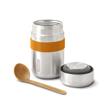 Schwarzer und oranger Lunchbecher von BLACK+BLUM, Food Flask, aus robustem Material mit Deckel und praktischem Verschluss.