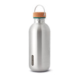 Schwarze BLACK+BLUM Trinkflasche Classic aus Edelstahl, 600 ml Fassungsvermögen, mit Schraubverschluss und transparentem Design