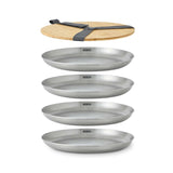 Edelstahl Camping-Set von black+blum, 4-teilig, inklusive Teller, ideal für Outdoor-Aktivitäten, robustes und nachhaltiges Geschirr.