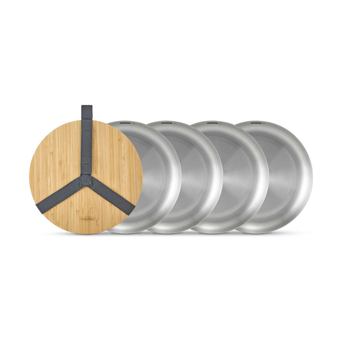 Edelstahl Camping-Set mit 4 Tellern von black+blum, robustes und leichtes Geschirr für Outdoor-Aktivitäten.