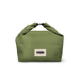 Schwarze BLACK+BLUM Lunchbag mit 6,7 Litern Fassungsvermögen, isolierte Lunch-Tasche aus robustem Material.