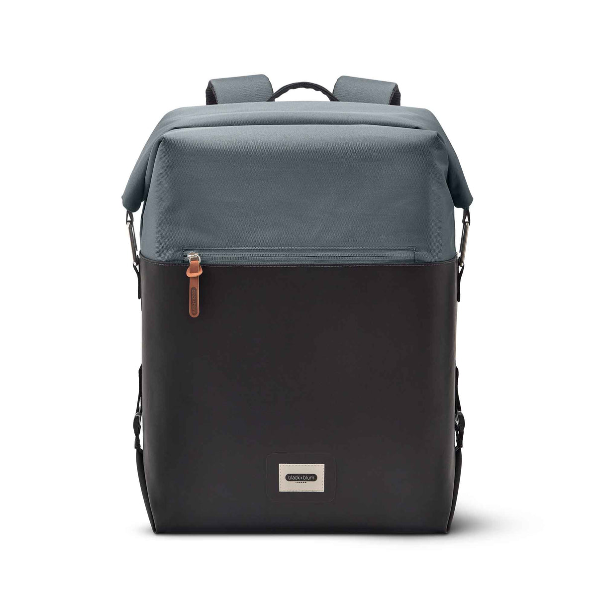 Faltbare grüne Kühltasche von BLACK+BLUM, isoliert und platzsparend für Lebensmittel und Getränke unterwegs.