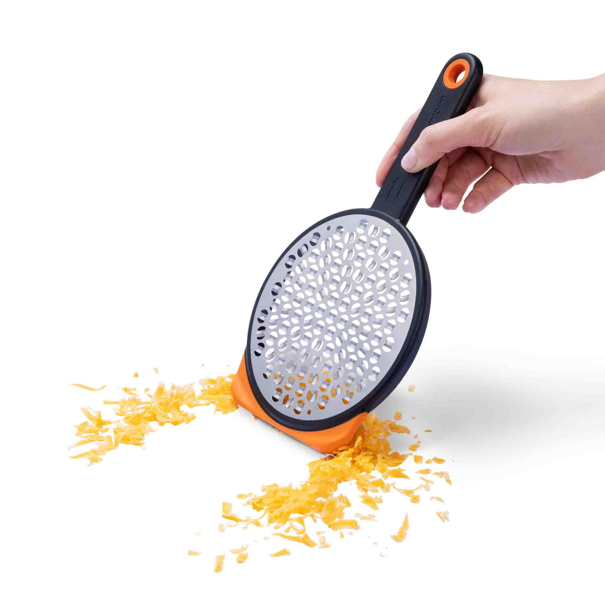 DREAMFARM Küchenreibe OGRATE in Silber, für feines Reiben von Käse, Gemüse oder Gewürzen, mit ergonomischem Griff.