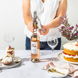 Winopen von Dreamfarm, innovative Küchenzange mit ergonomischem Griff und robustem Edelstahl für einfache Lebensmittelaufnahme.