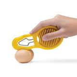 DREAMFARM Eierschneider EGGLER in Gelb, 7,2 cm, Kunststoff, zum schnellen Zerschneiden von hartgekochten Eiern, Nahaufnahme