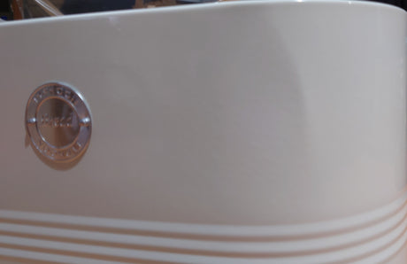 Brotkasten in Pastellcreme von Typhoon, 7,5 Liter, aus zweiter Wahl, robustes Küchenaccessoire für frisches Brot