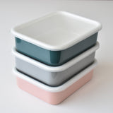 HoneyWare Color Line Emaille Frischhaltedose Grau L, flach, 1,35L, mit Deckel, für Lebensmittelaufbewahrung